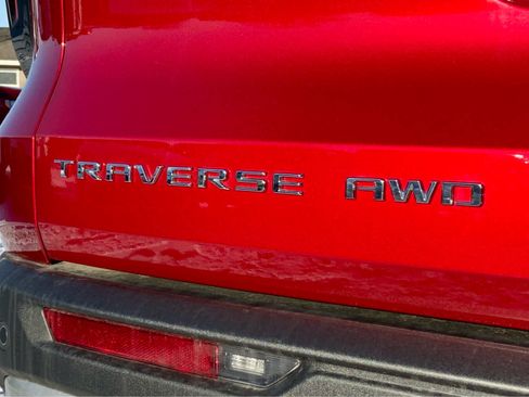 New 2026 Chevrolet Traverse LT w/ LPO, Floor Liner Package image 18