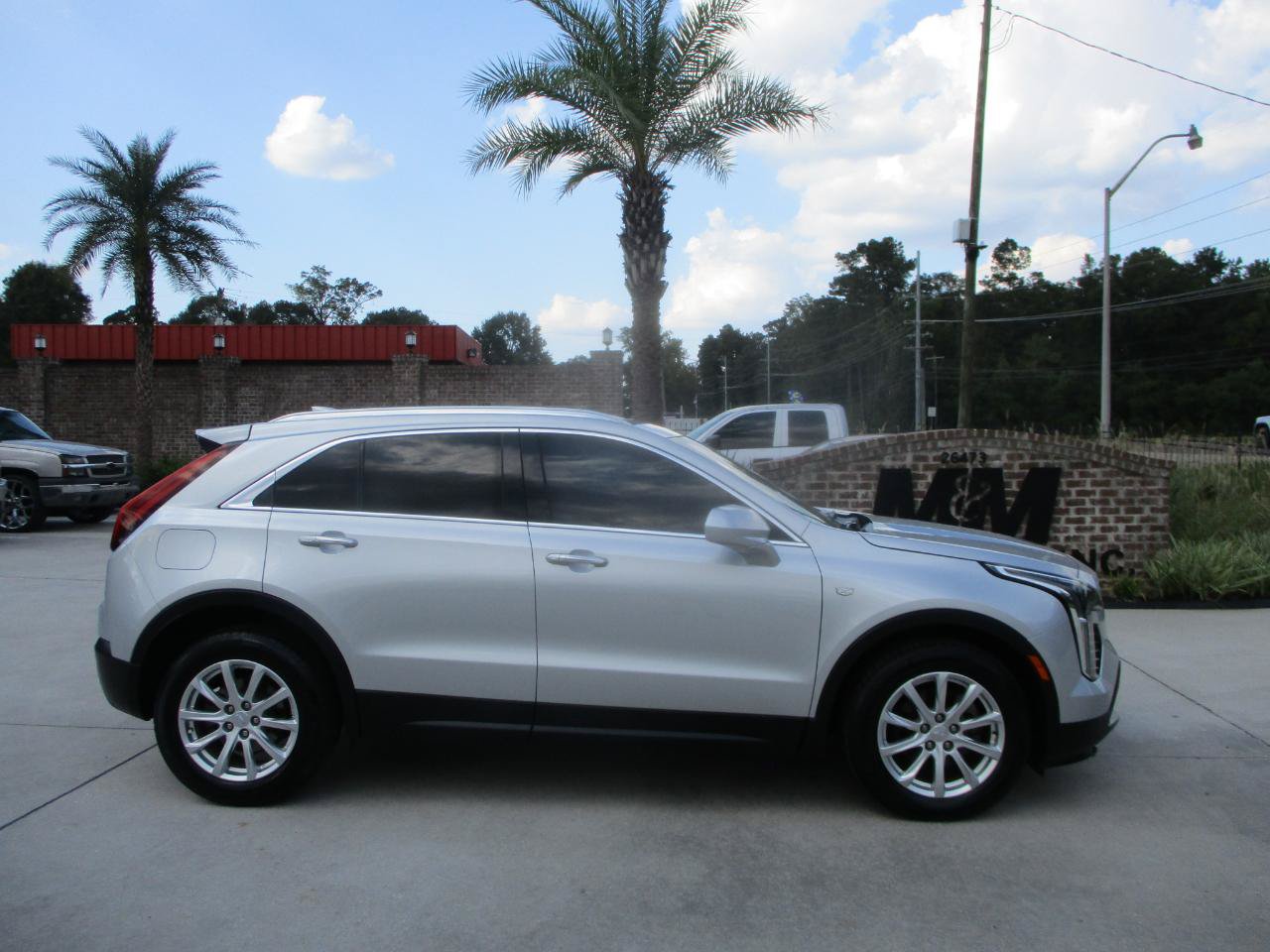 Used 2019 Cadillac XT4 Luxury FWD image 16
