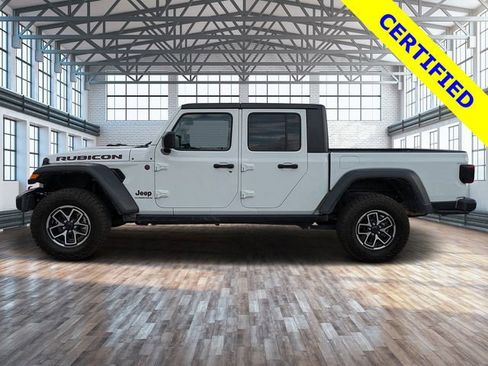 Used 2024 Jeep Gladiator Rubicon w/ Safety Group image 6