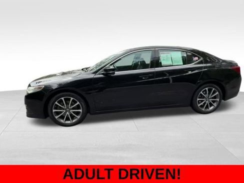 Used 2017 Acura TLX V6 SH-AWD w/ Technology Pkg image 2