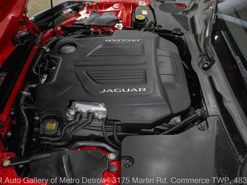 Used 2020 Jaguar F-TYPE R image 20