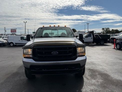 Used 2002 Ford F350 XL image 2