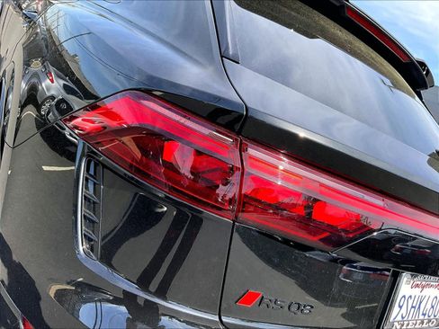 Used 2025 Audi RS Q8 performance image 31
