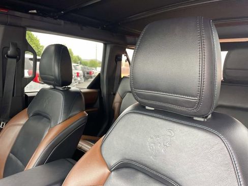 Certified 2023 Ford Bronco Outer Banks w/ Sasquatch Package AWD/4WD image 32