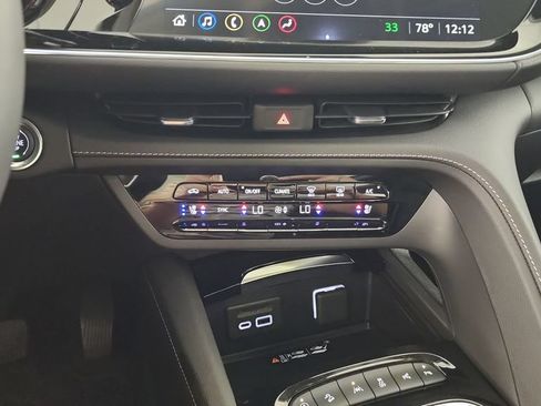 Used 2023 Buick Envision Avenir AWD/4WD image 16