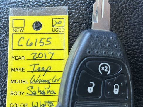 Used 2017 Jeep Wrangler Unlimited Sahara image 23