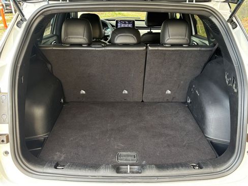 Used 2025 Jeep Compass Limited image 32