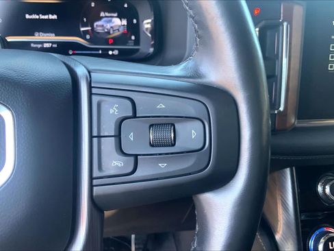 Used 2023 GMC Yukon Denali Ultimate w/ LPO, Floor Liner Package AWD/4WD image 25