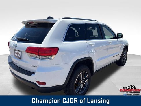 Used 2018 Jeep Grand Cherokee Laredo AWD/4WD image 8