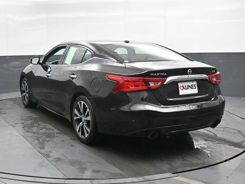 Used 2017 Nissan Maxima 3.5 SV image 10