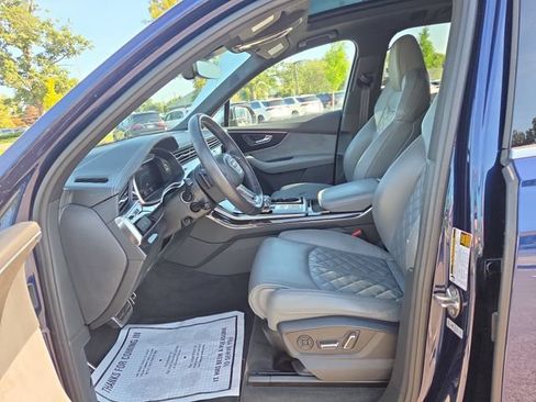 Used 2020 Audi SQ7 Premium Plus w/ Driver Assistance Package AWD/4WD image 22
