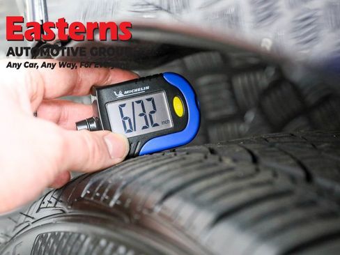 Used 2019 Lexus ES 350 w/ Premium Package image 25