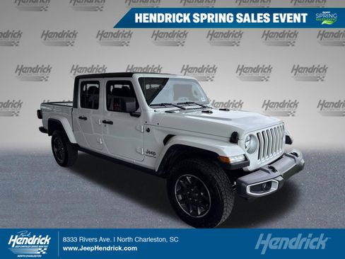 Used 2023 Jeep Gladiator Overland image 1