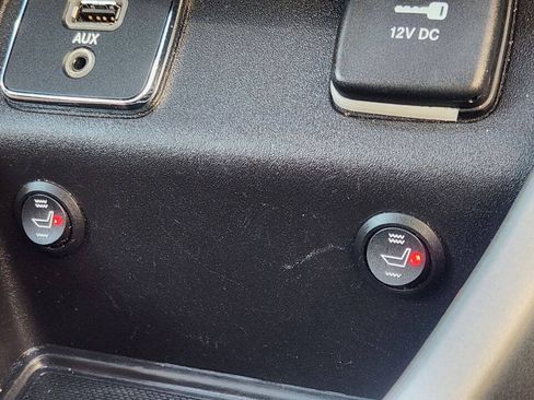 Used 2018 Jeep Compass Latitude w/ Popular Equipment Group FWD image 14