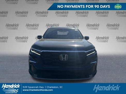 Certified 2024 Honda Pilot Touring image 1