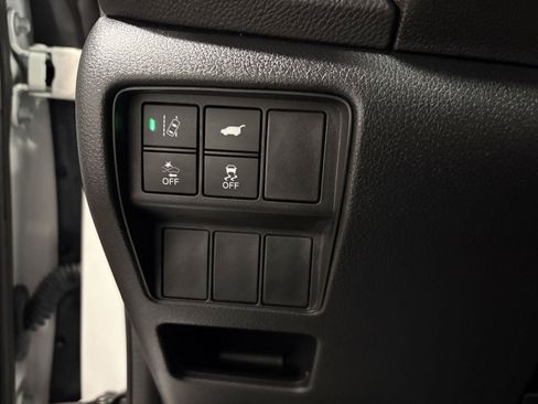 Used 2022 Honda CR-V Touring image 16