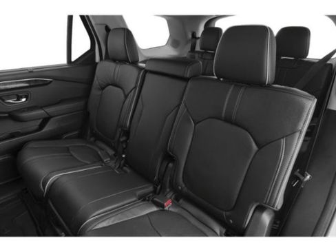 Used 2023 Honda Pilot Elite image 17