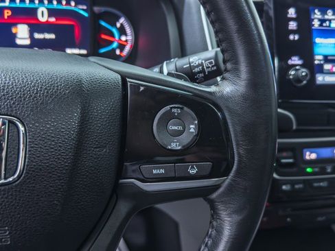 Used 2021 Honda Pilot Touring image 35