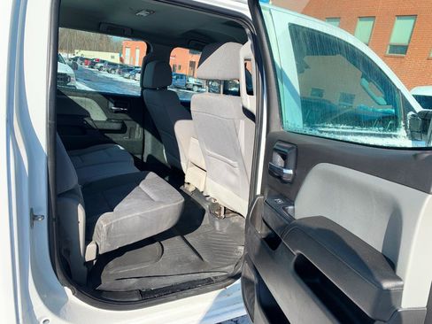 Used 2018 Chevrolet Silverado 3500 W/T image 10
