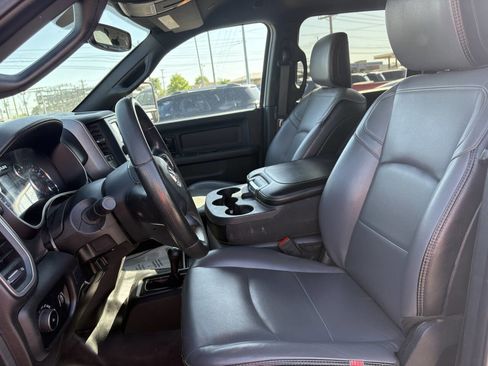 Used 2023 RAM 2500 Tradesman w/ Chrome Appearance Group image 24