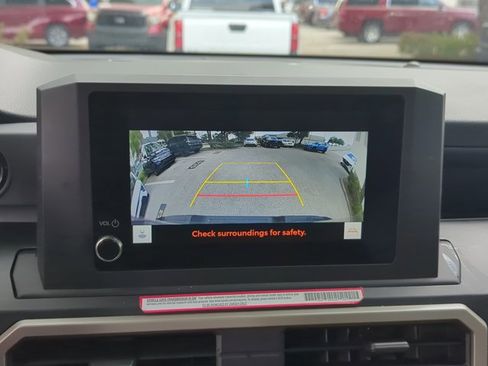 Used 2025 Toyota Tacoma SR image 18