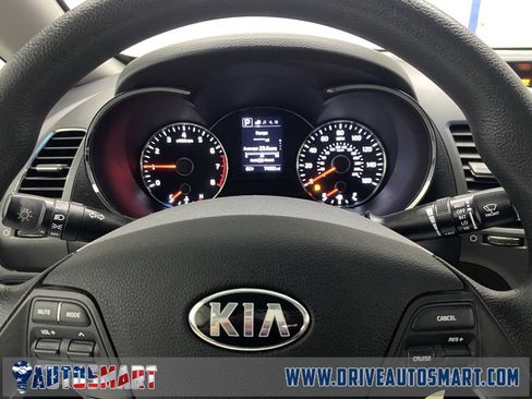 Used 2018 Kia Forte LX w/ LX Popular Package image 11