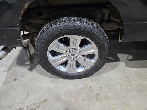 Used 2014 Ford F150 XLT w/ Equipment Group 302A Luxury AWD/4WD image 21