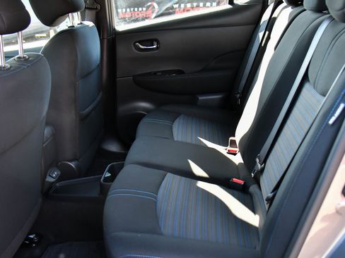 Used 2024 Nissan Leaf SV Plus image 34