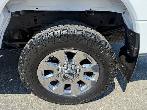 Used 2019 Ford F250 Lariat w/ Chrome Package AWD/4WD image 10