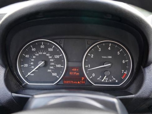 Used 2013 BMW 128i Convertible image 28