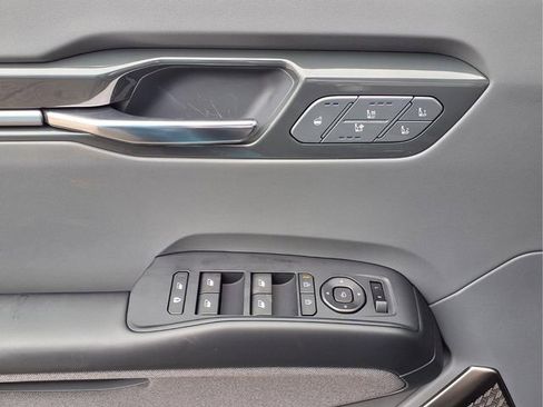 New 2026 Kia EV9 Land image 18