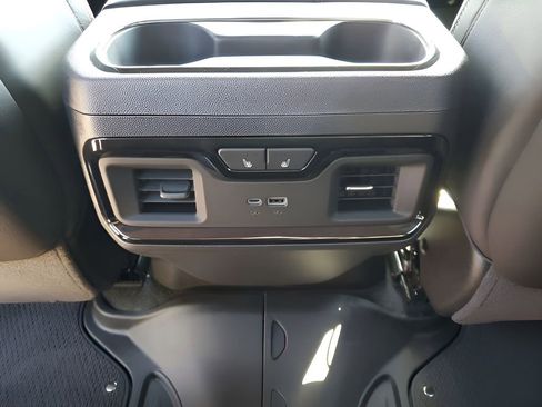 New 2026 GMC Sierra 1500 AT4X image 42