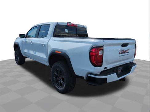 New 2025 GMC Canyon Elevation w/ Convenience Package image 14