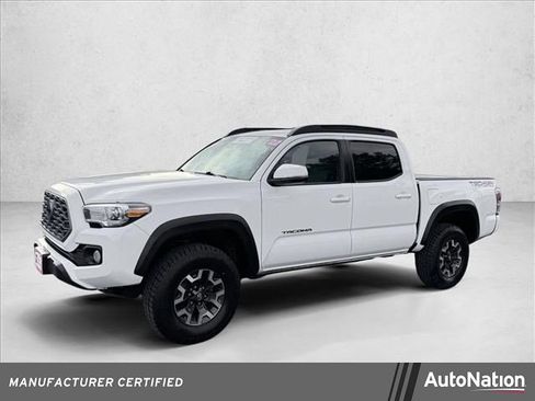 Certified 2022 Toyota Tacoma TRD Off-Road image 1