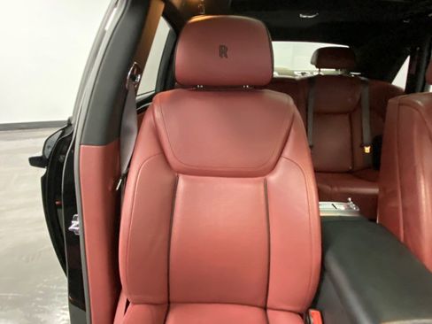Used 2015 Rolls-Royce Ghost image 26