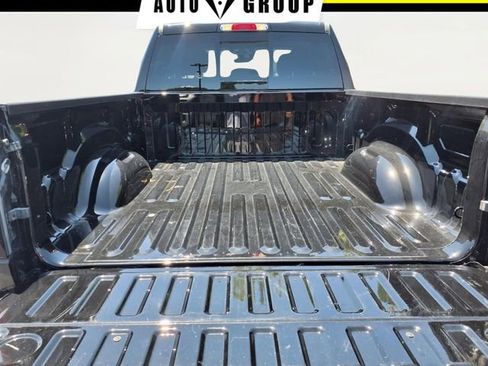 New 2026 RAM 1500 Express AWD/4WD image 5