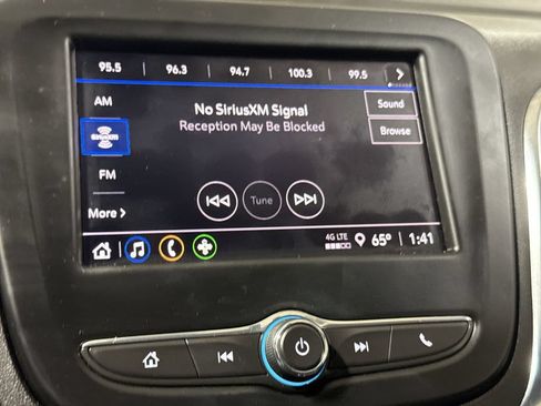 Used 2023 Chevrolet Equinox LT FWD image 14