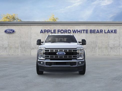 New 2026 Ford F550 4x4 Supercab Super Duty image 6
