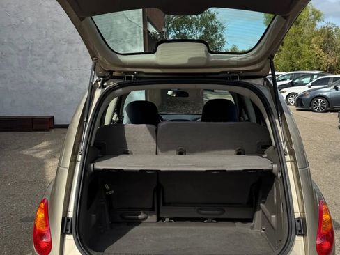 Used 2004 Chrysler PT Cruiser w/ PWR Convenience Group image 16