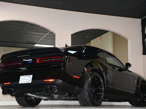Used 2023 Dodge Challenger R/T Scat Pack RWD image 85