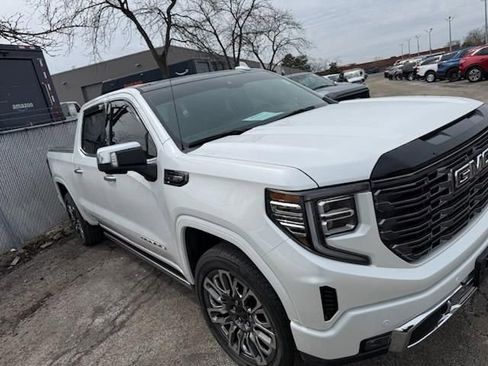 Used 2025 GMC Sierra 1500 Denali Ultimate image 8