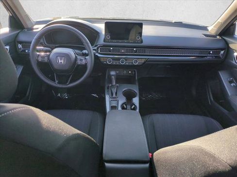 Used 2024 Honda Civic EX image 17