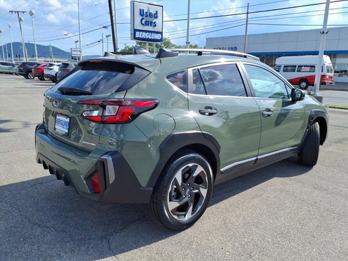Used 2024 Subaru Crosstrek 2.5i Limited w/ Crosstrek Mirror Package AWD/4WD image 4