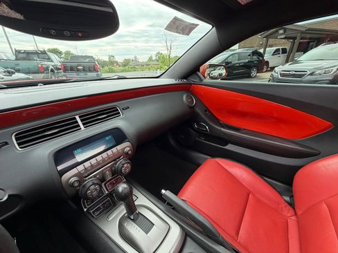 Used 2010 Chevrolet Camaro SS w/ LPO, Ground Effects Package RWD image 20