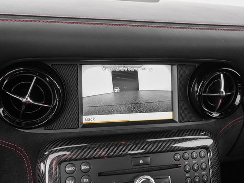 Used 2014 Mercedes-Benz SLS AMG Black Series image 33