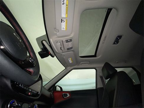 Used 2025 Kia Soul GT-Line w/ GT-Line Technology Package image 22