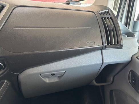 Used 2018 Ford Transit 350 XLT RWD image 11
