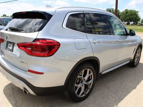 Used 2021 BMW X3 sDrive30i w/ Convenience Package RWD image 3