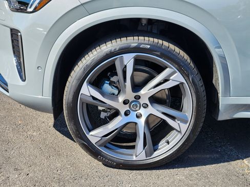 New 2026 Volvo XC90 B6 Ultra w/ Protection Package Premier image 11