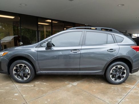 Used 2022 Subaru Crosstrek 2.0i AWD/4WD image 6